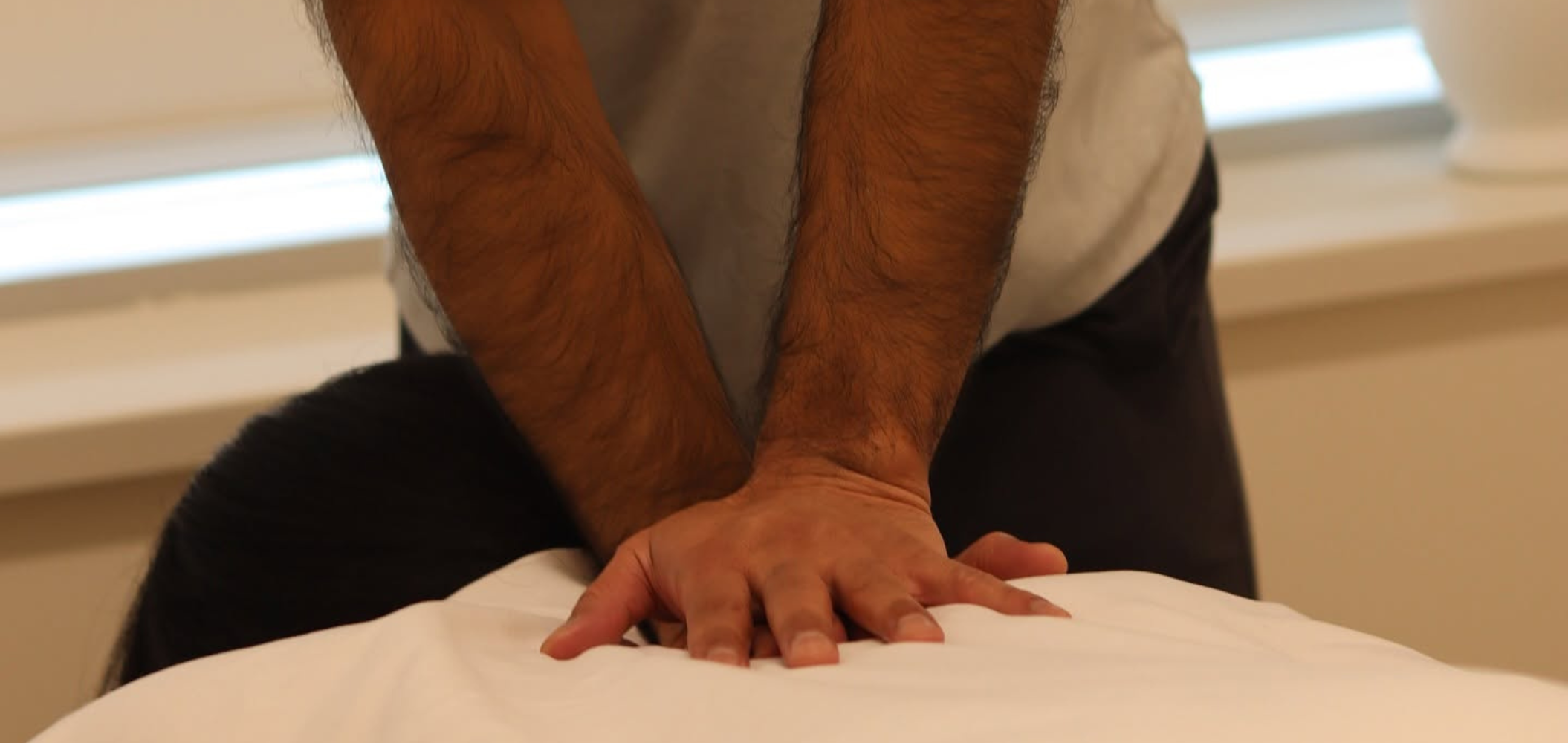 massage-therapy-session-in-langley-township