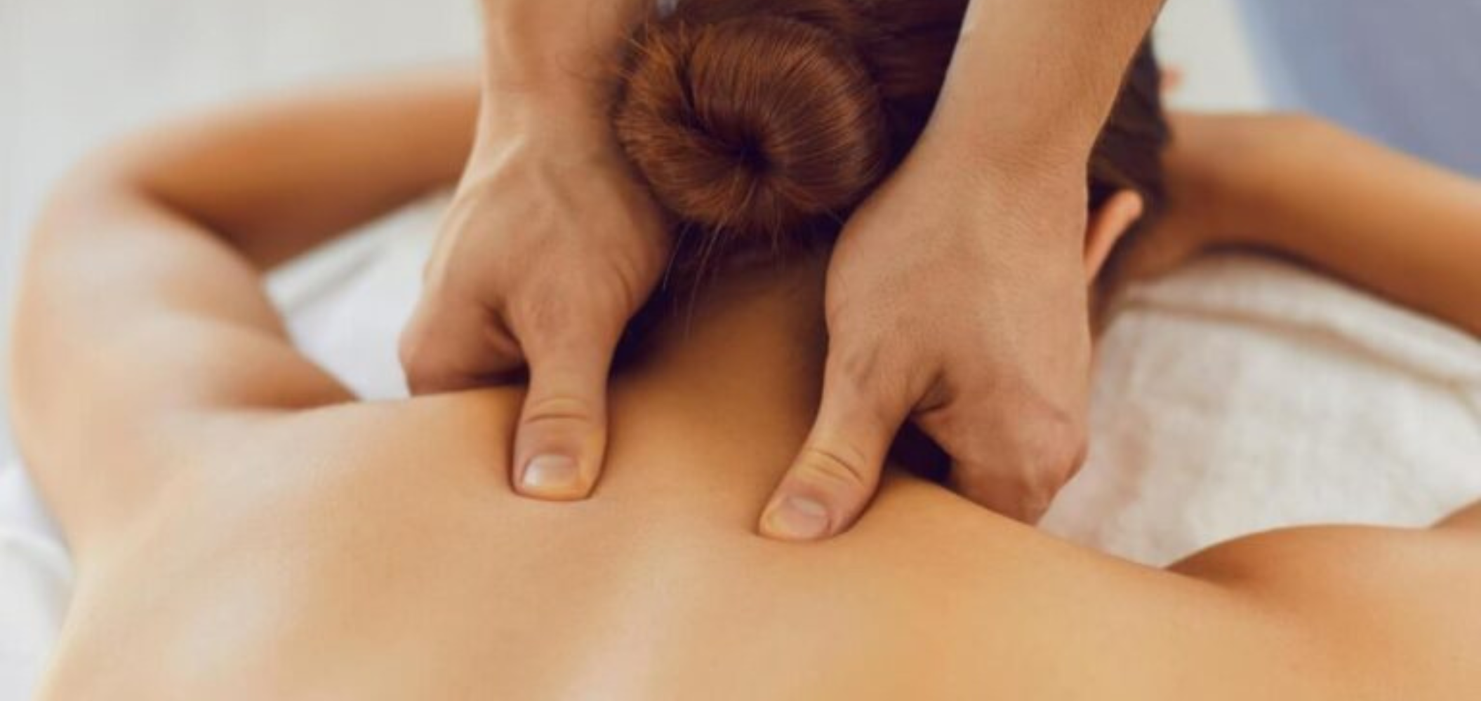 relaxing-back-massage-session-langley-massage-therapy